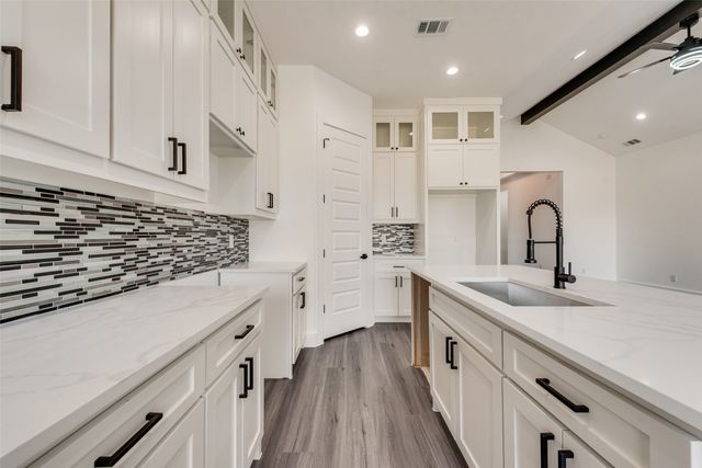 3811 Aransas Street, Dallas, TX 75212