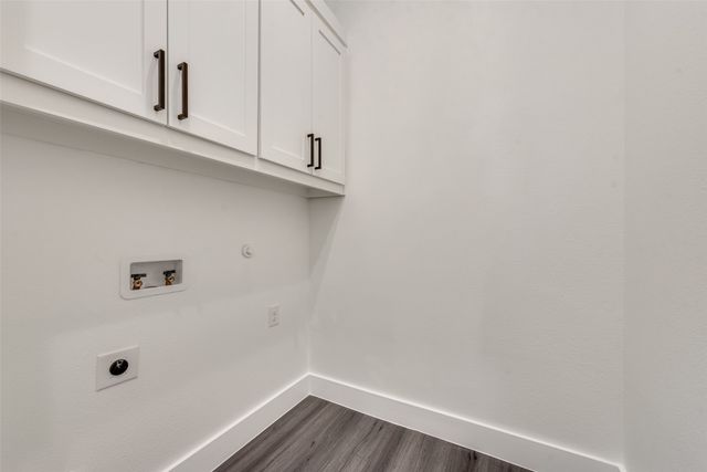 3811 Aransas Street, Dallas, TX 75212