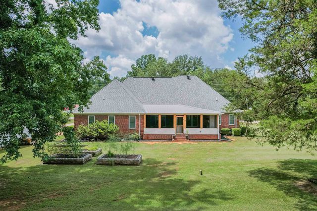 372 CR 218 DR, Corinth, MS 38834