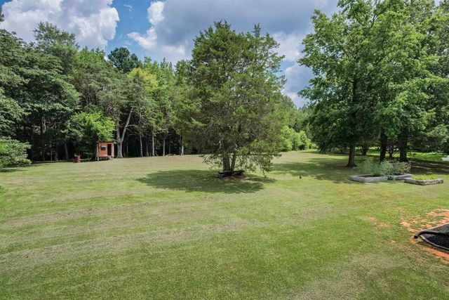 372 CR 218 DR, Corinth, MS 38834