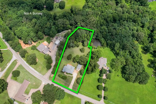 372 CR 218 DR, Corinth, MS 38834