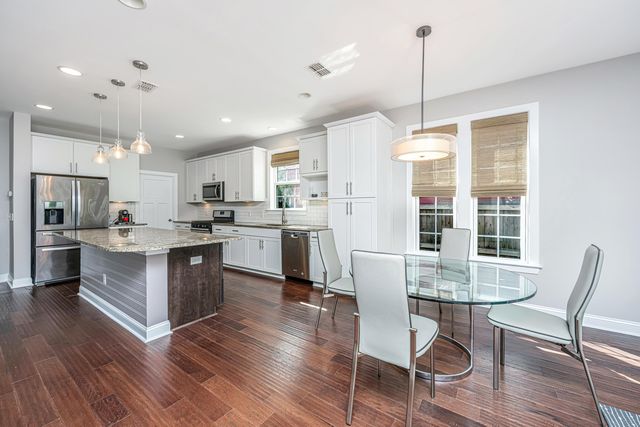1277 Pearwood Court, Mount Pleasant, SC 29466