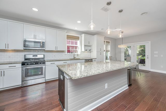 1277 Pearwood Court, Mount Pleasant, SC 29466