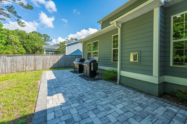 1277 Pearwood Court, Mount Pleasant, SC 29466