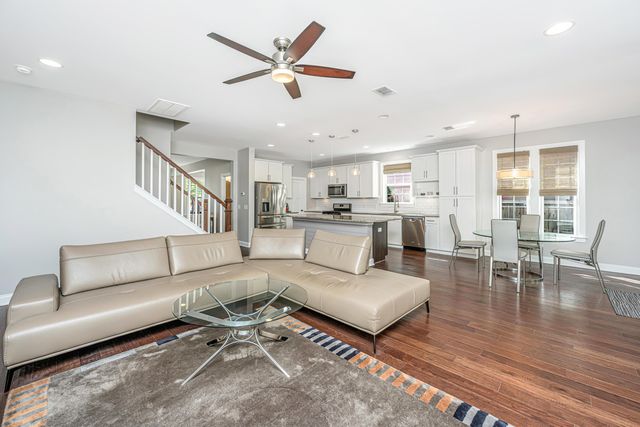 1277 Pearwood Court, Mount Pleasant, SC 29466