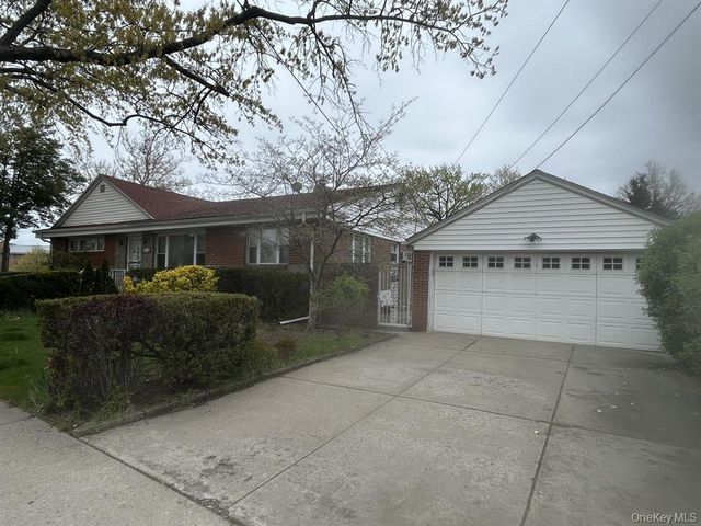 168-04 Grand Central Parkway, New York City, NY 11432