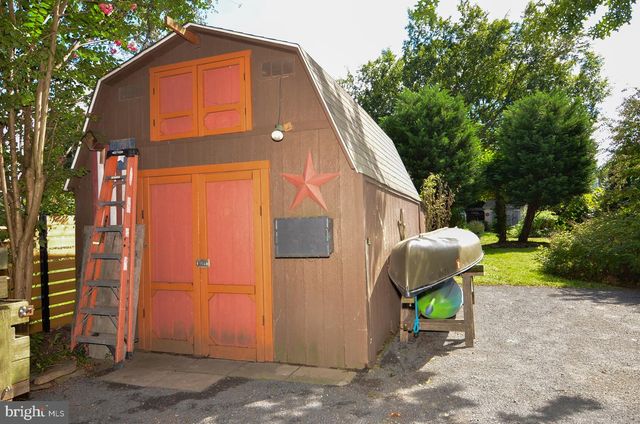 122 E BURLINGTON ST, Bordentown, NJ 08505
