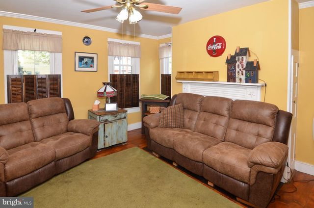 122 E BURLINGTON ST, Bordentown, NJ 08505