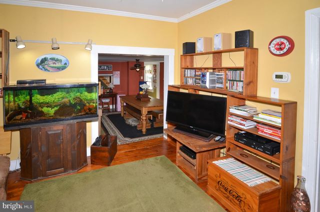 122 E BURLINGTON ST, Bordentown, NJ 08505