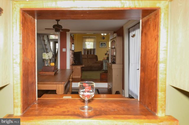122 E BURLINGTON ST, Bordentown, NJ 08505