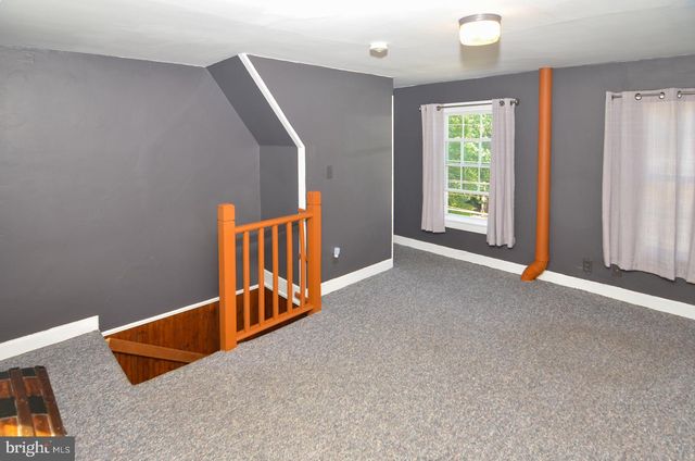 122 E BURLINGTON ST, Bordentown, NJ 08505