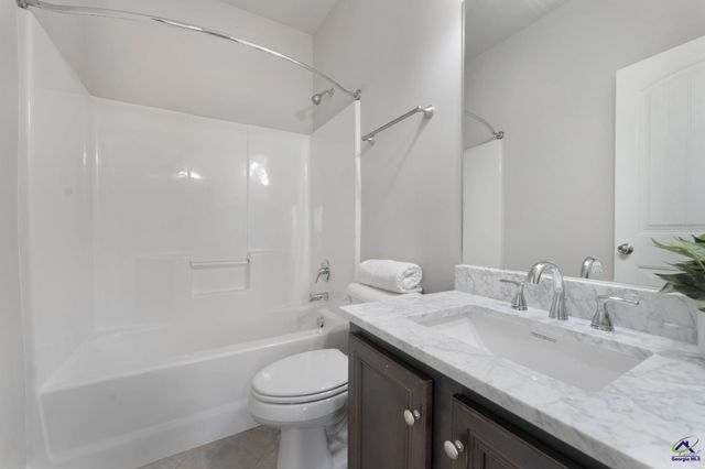 606 Shoshone Circle, Kathleen, GA 31047