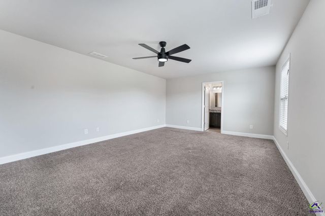 606 Shoshone Circle, Kathleen, GA 31047