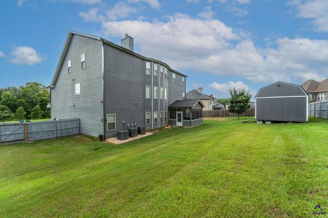 606 Shoshone Circle, Kathleen, GA 31047