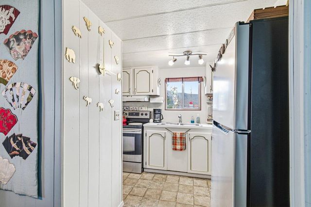 6901 Old Stage Road UNIT 24, Central Point, OR 97502