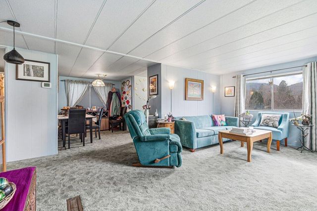 6901 Old Stage Road UNIT 24, Central Point, OR 97502