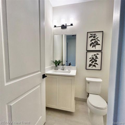 7836 Trailside Court, West Bloomfield, MI 48323