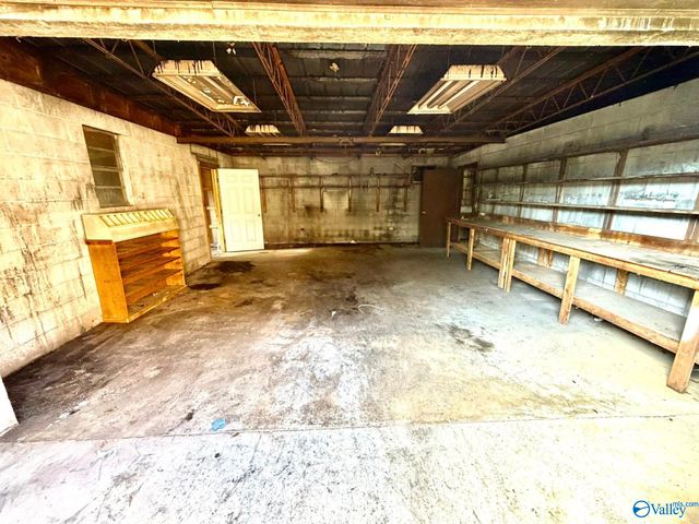 110 Beason Lane, Albertville, AL 35950