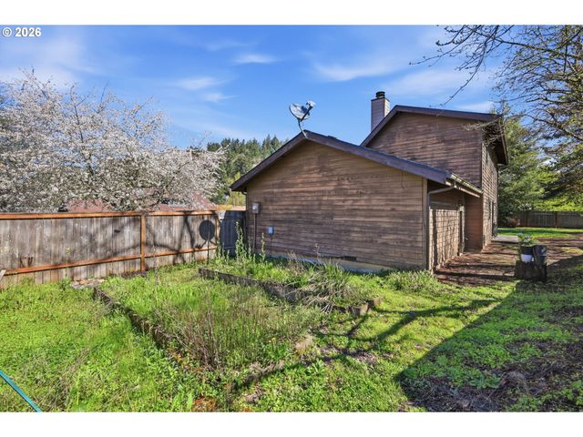 4411 DILLARD Rd, Eugene, OR 97405