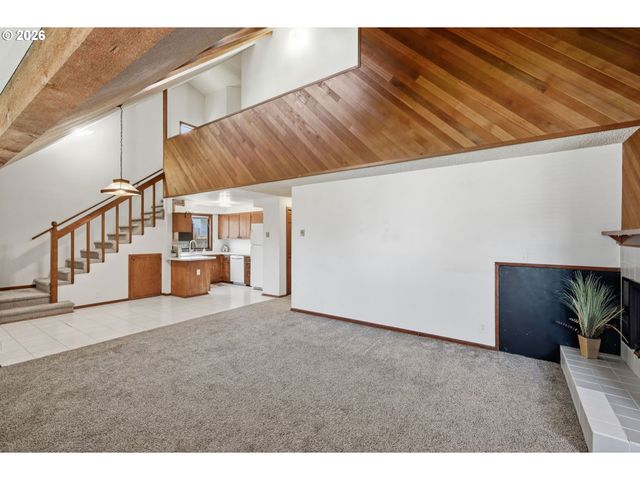 4411 DILLARD Rd, Eugene, OR 97405