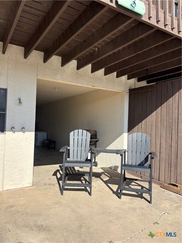 438 S 15th Street, Port O'connor, TX 77982