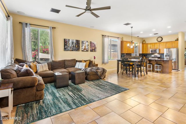 8230 S 34TH Drive, Laveen, AZ 85339