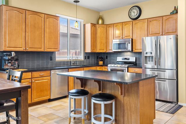 8230 S 34TH Drive, Laveen, AZ 85339