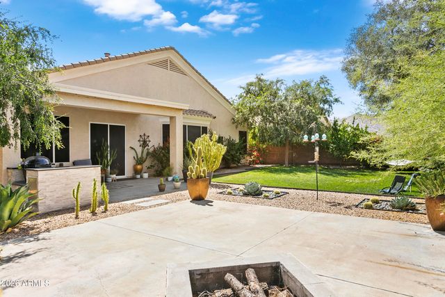 8230 S 34TH Drive, Laveen, AZ 85339