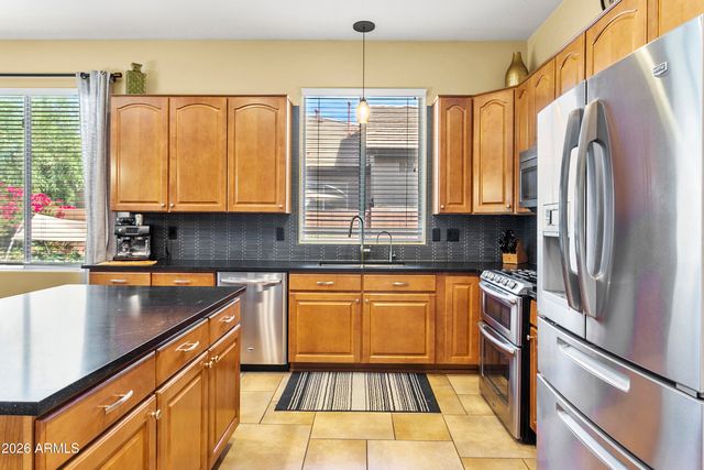 8230 S 34TH Drive, Laveen, AZ 85339