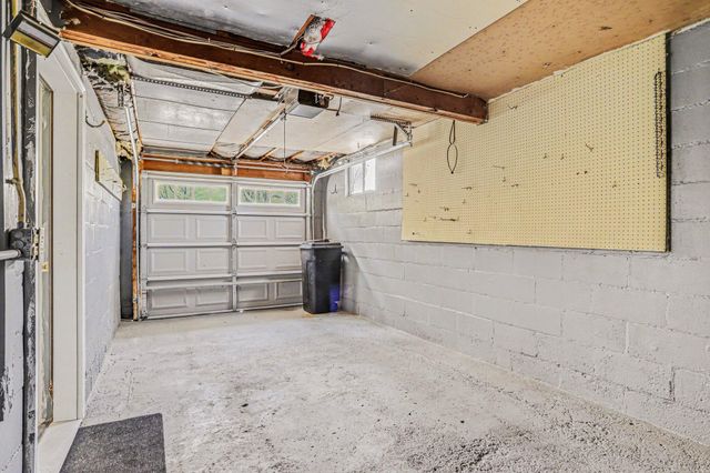 23340 Waubascon Road, Battle Creek, MI 49017