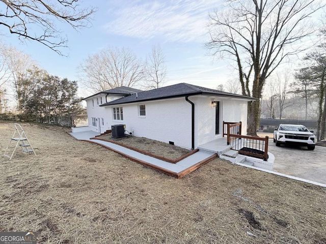 2608 Hawthorne Place NE, Atlanta, GA 30345