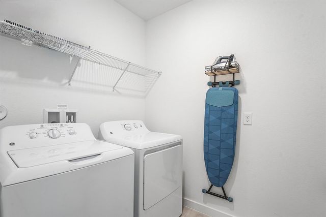 755 NE Trailside Run, Port St. Lucie, FL 34983