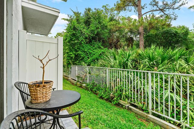 755 NE Trailside Run, Port St. Lucie, FL 34983