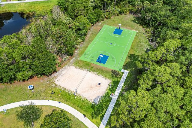 755 NE Trailside Run, Port St. Lucie, FL 34983