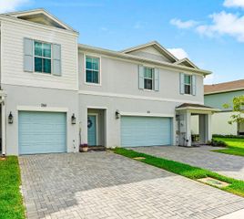755 NE Trailside Run, Port St. Lucie, FL 34983
