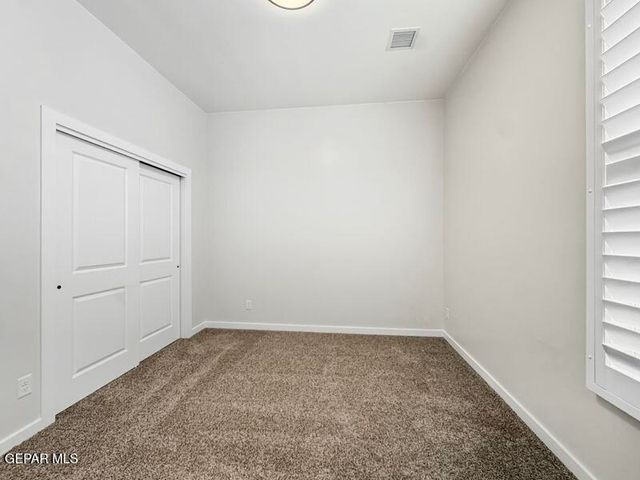 7275 Bobcat Hollow Drive, El Paso, TX 79911