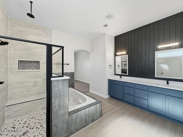 7275 Bobcat Hollow Drive, El Paso, TX 79911