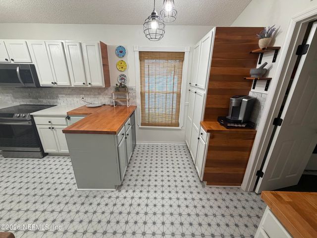 11058 MIATA Court, Jacksonville, FL 32246
