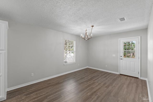 8134 Menorca St, Navarre, FL 32566