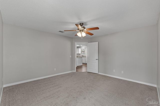 8134 Menorca St, Navarre, FL 32566