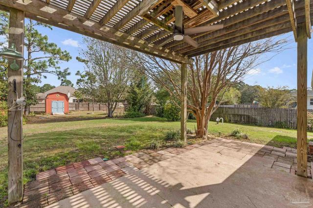8134 Menorca St, Navarre, FL 32566