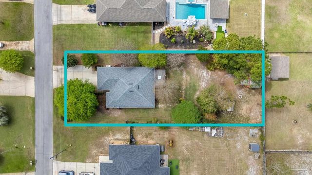 8134 Menorca St, Navarre, FL 32566