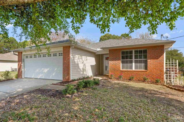 8134 Menorca St, Navarre, FL 32566
