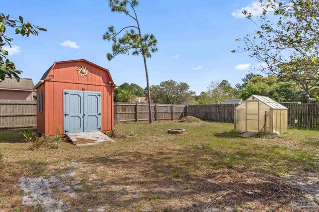 8134 Menorca St, Navarre, FL 32566