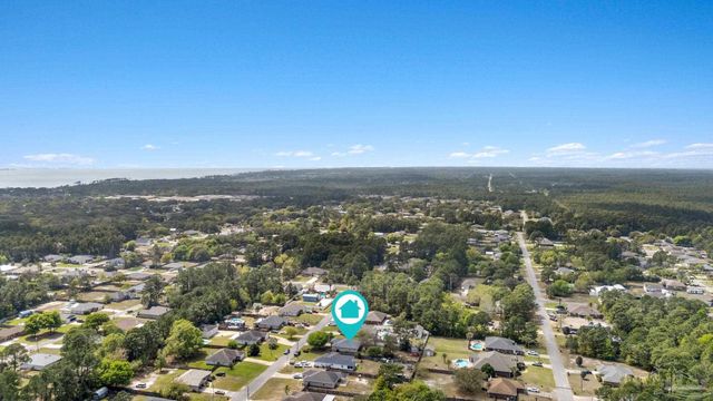 8134 Menorca St, Navarre, FL 32566