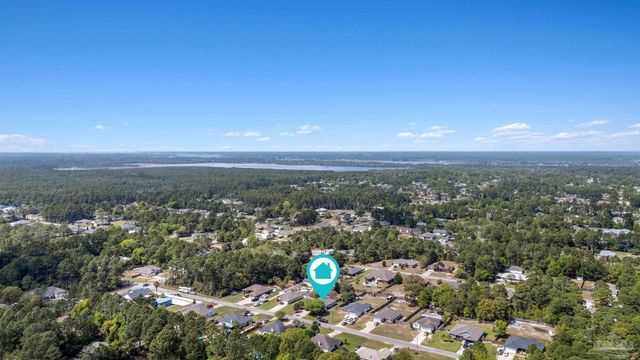 8134 Menorca St, Navarre, FL 32566