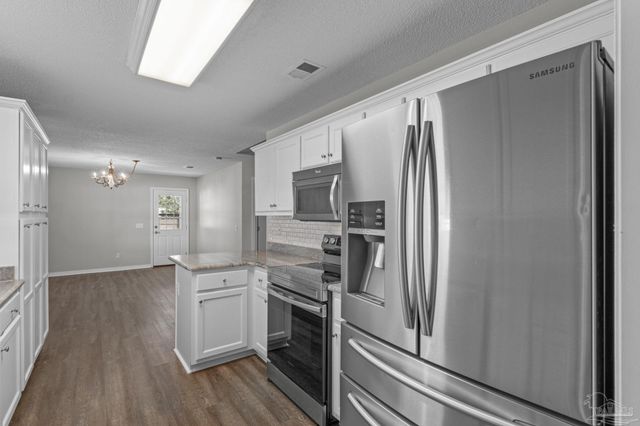 8134 Menorca St, Navarre, FL 32566
