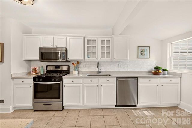 1808 Truman Road, Charlotte, NC 28205