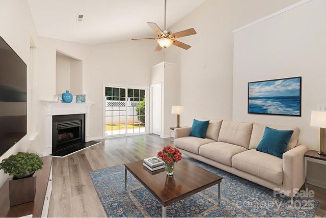 8390 Chaceview Court, Charlotte, NC 28269