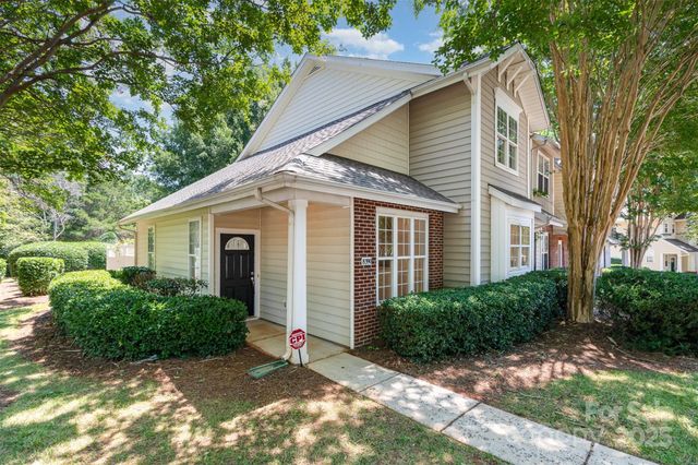 8390 Chaceview Court, Charlotte, NC 28269